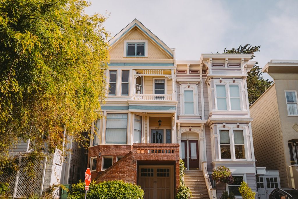 Reverse Mortgage vs. Home Equity Loan